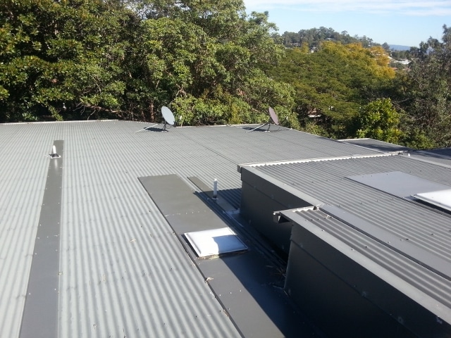 Commercial roof