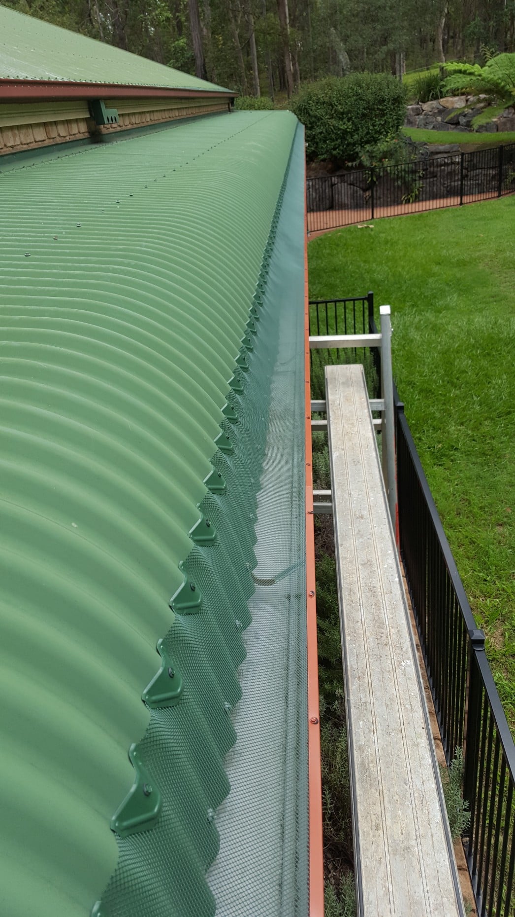 Gutter Guard on Bullnose Veranda