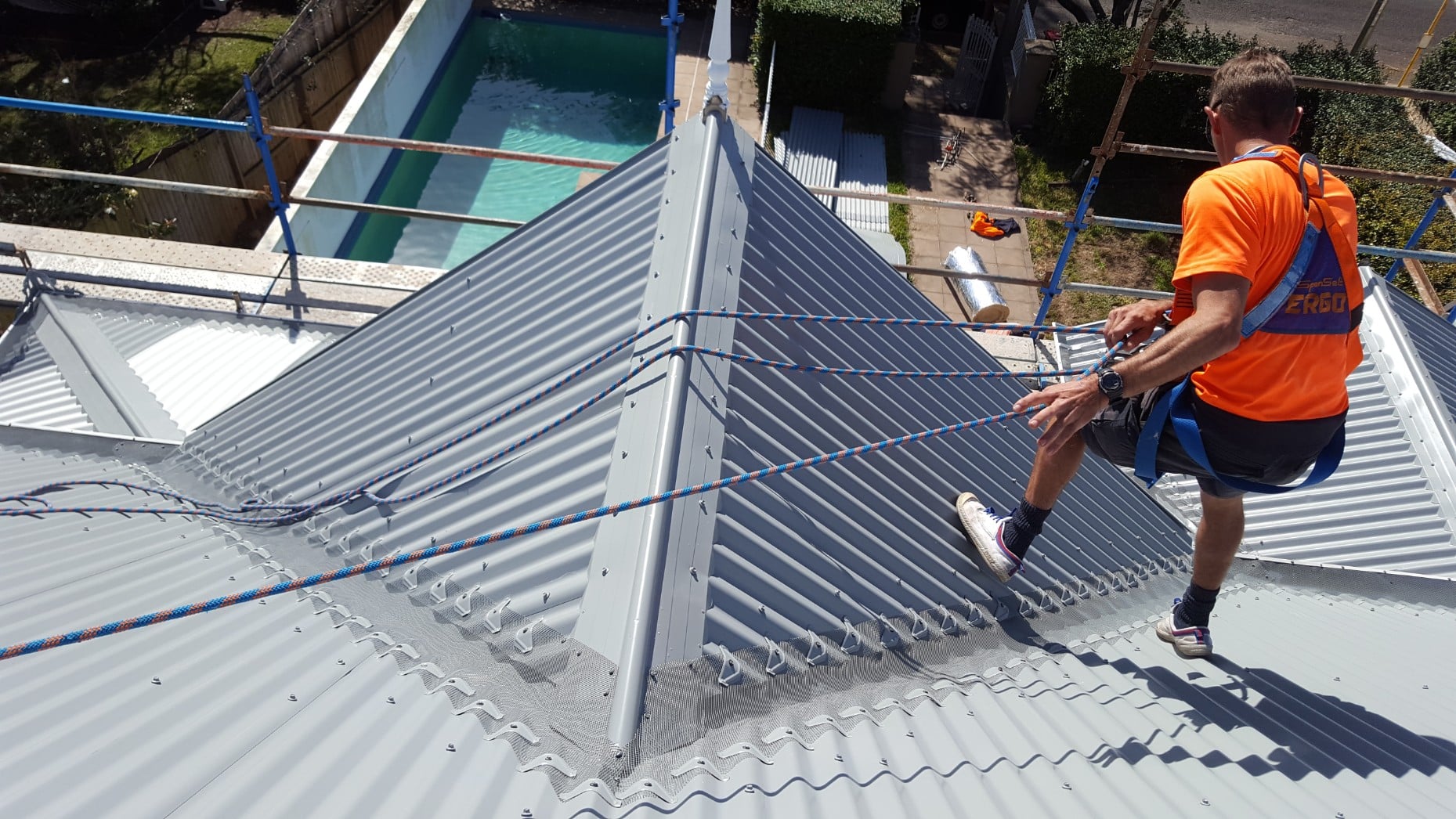 Gutter guard corro roof keeping safe